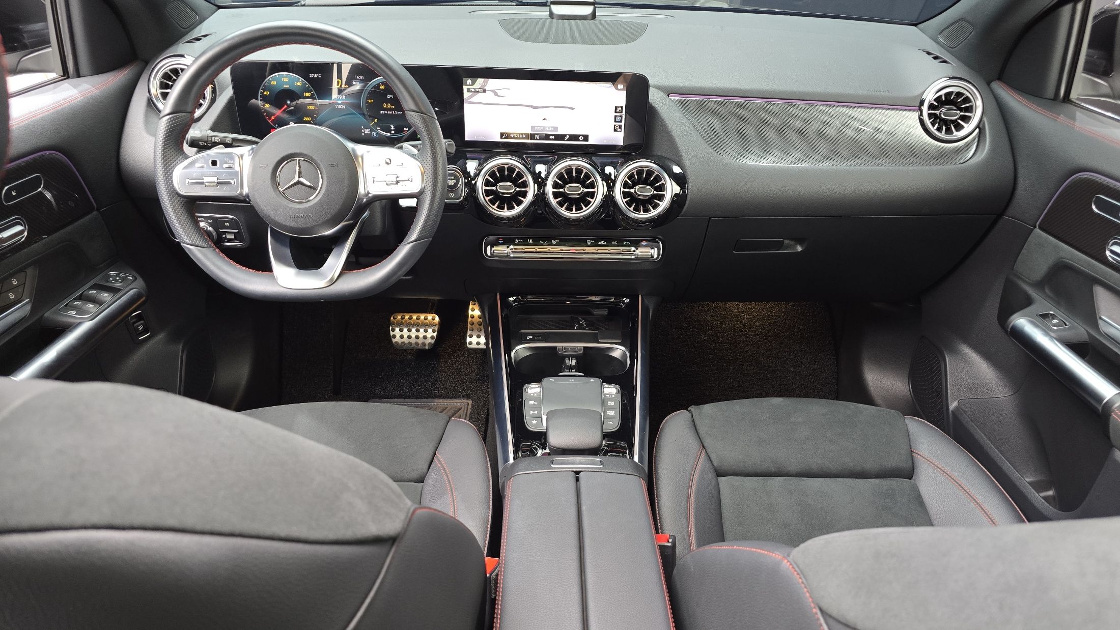 MERCEDES BENZ GLA-CLASS H247 2023