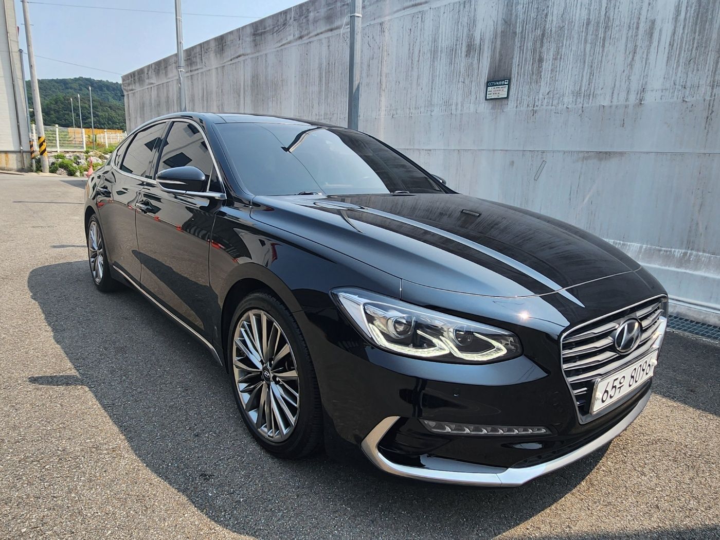 HYUNDAI GRANDEUR IG 2017