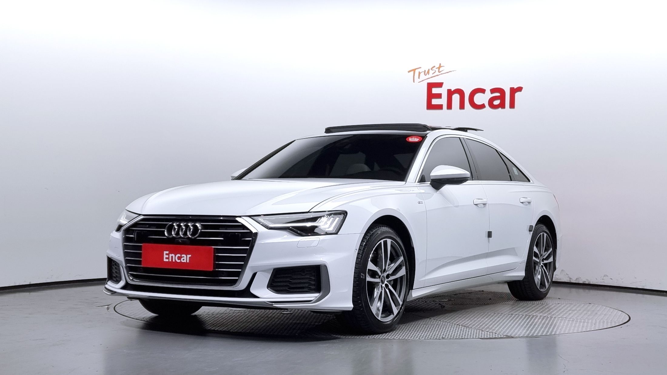 AUDI A6 C8