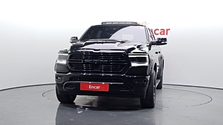 DODGE RAM PICK UP 2020