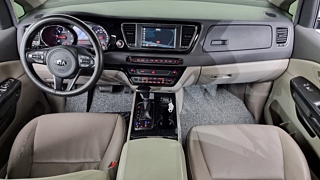 KIA CARNIVAL 2017
