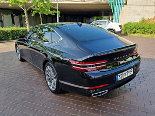 GENESIS G80 RG3 2024