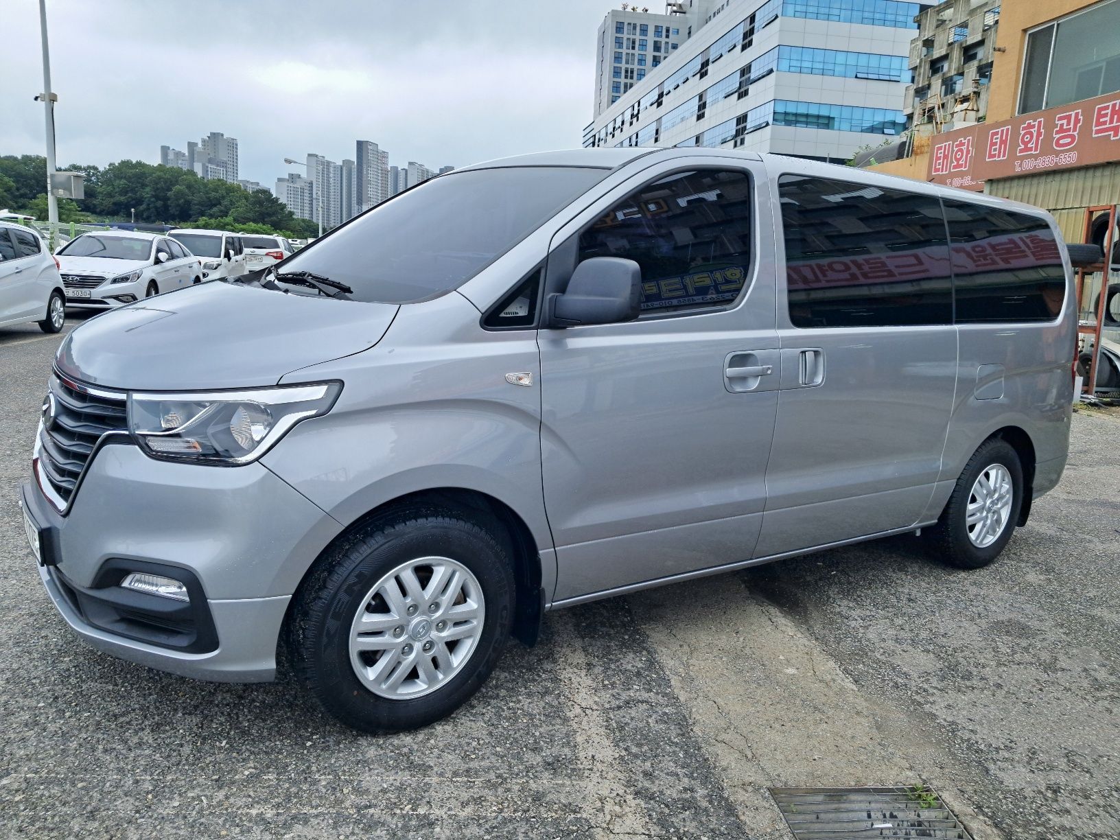 HYUNDAI STAREX GRAND 2019