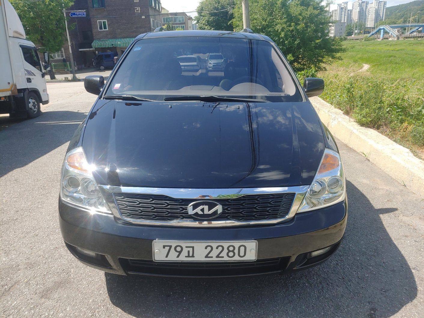 KIA CARNIVAL GRAND