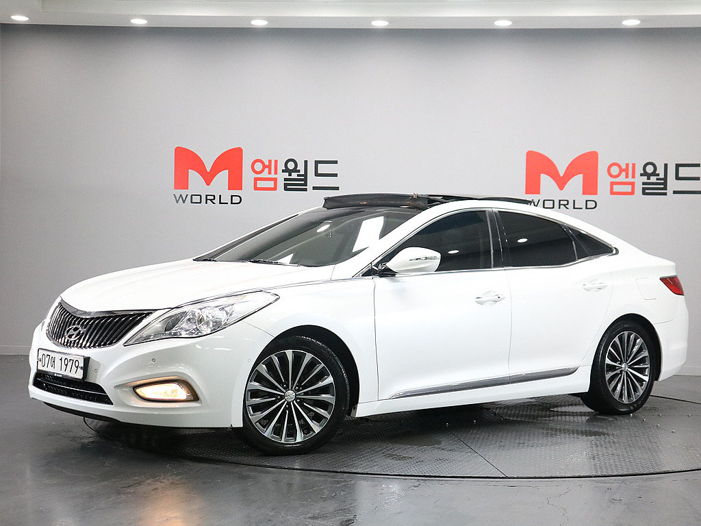 HYUNDAI GRANDEUR HG 2013