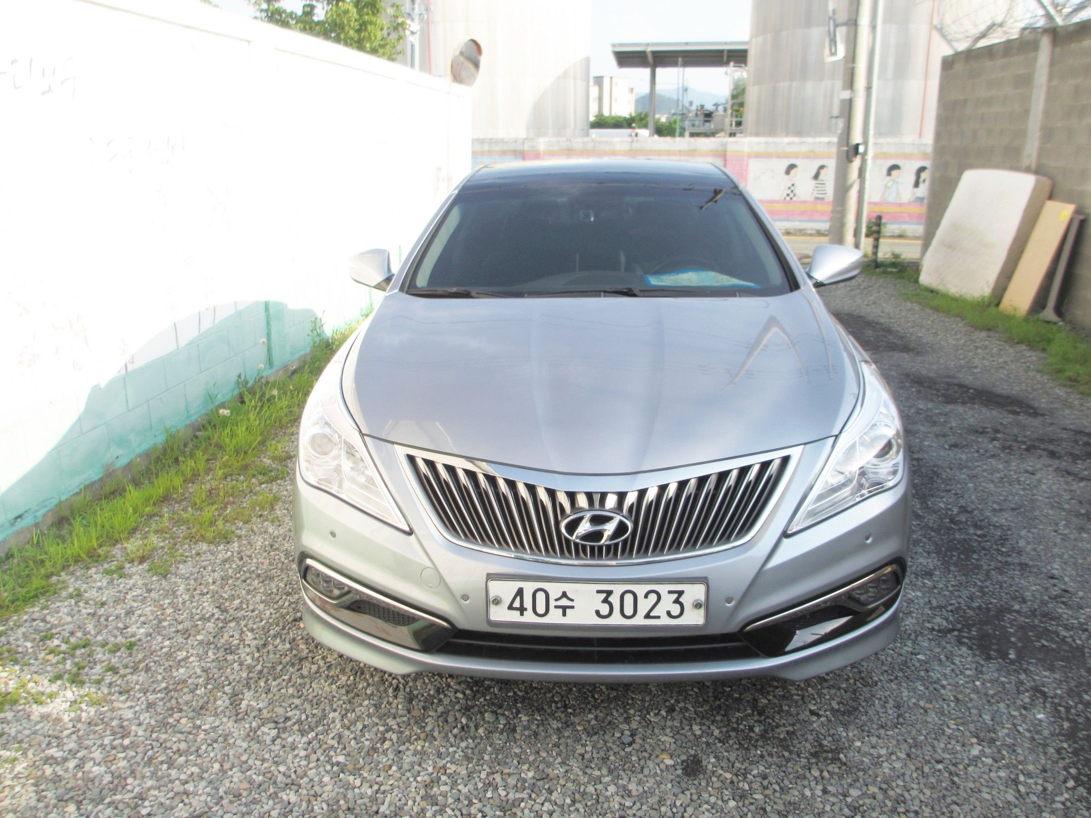 HYUNDAI GRANDEUR HG 2015