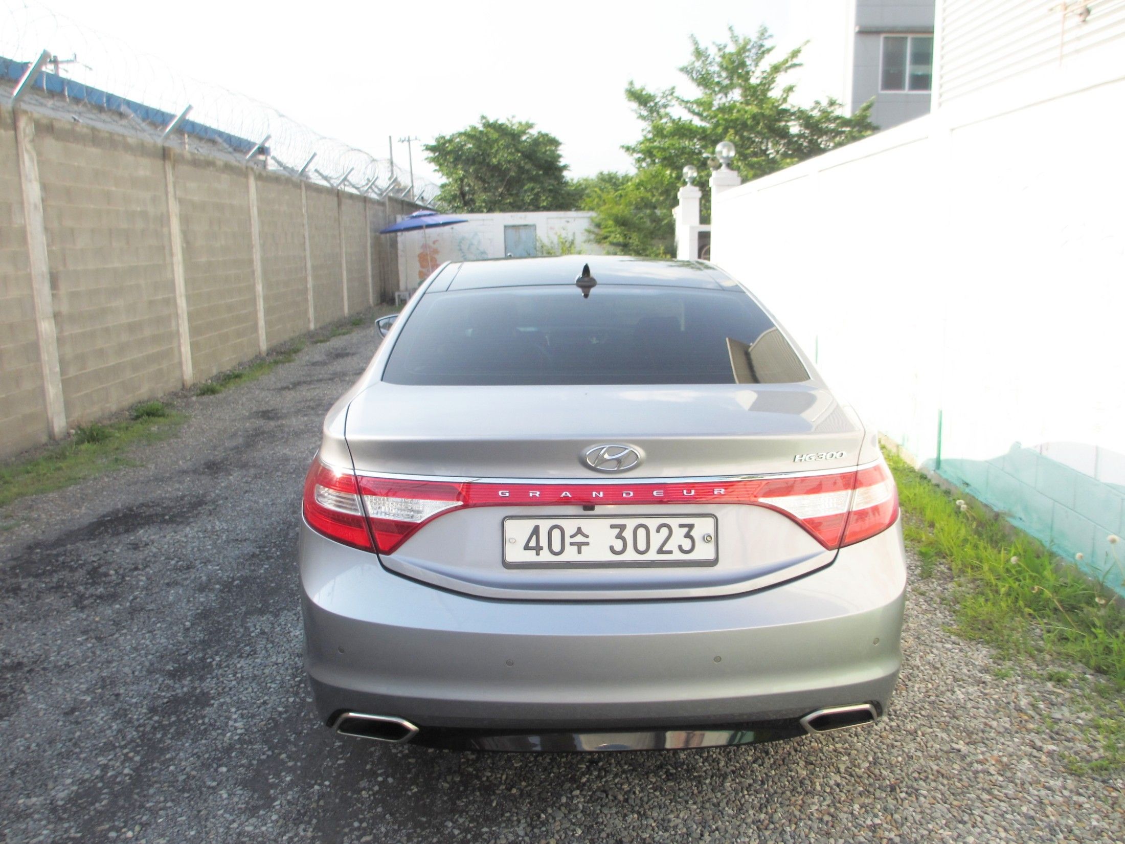 HYUNDAI GRANDEUR HG 2015
