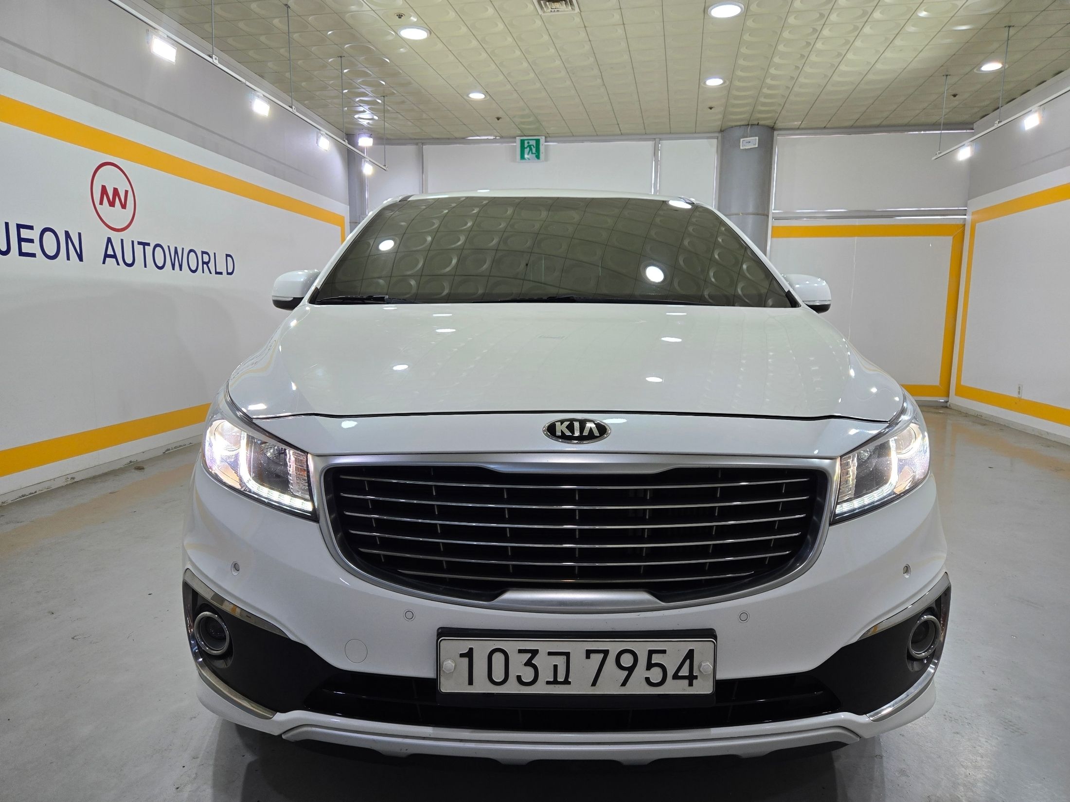 KIA CARNIVAL 2017