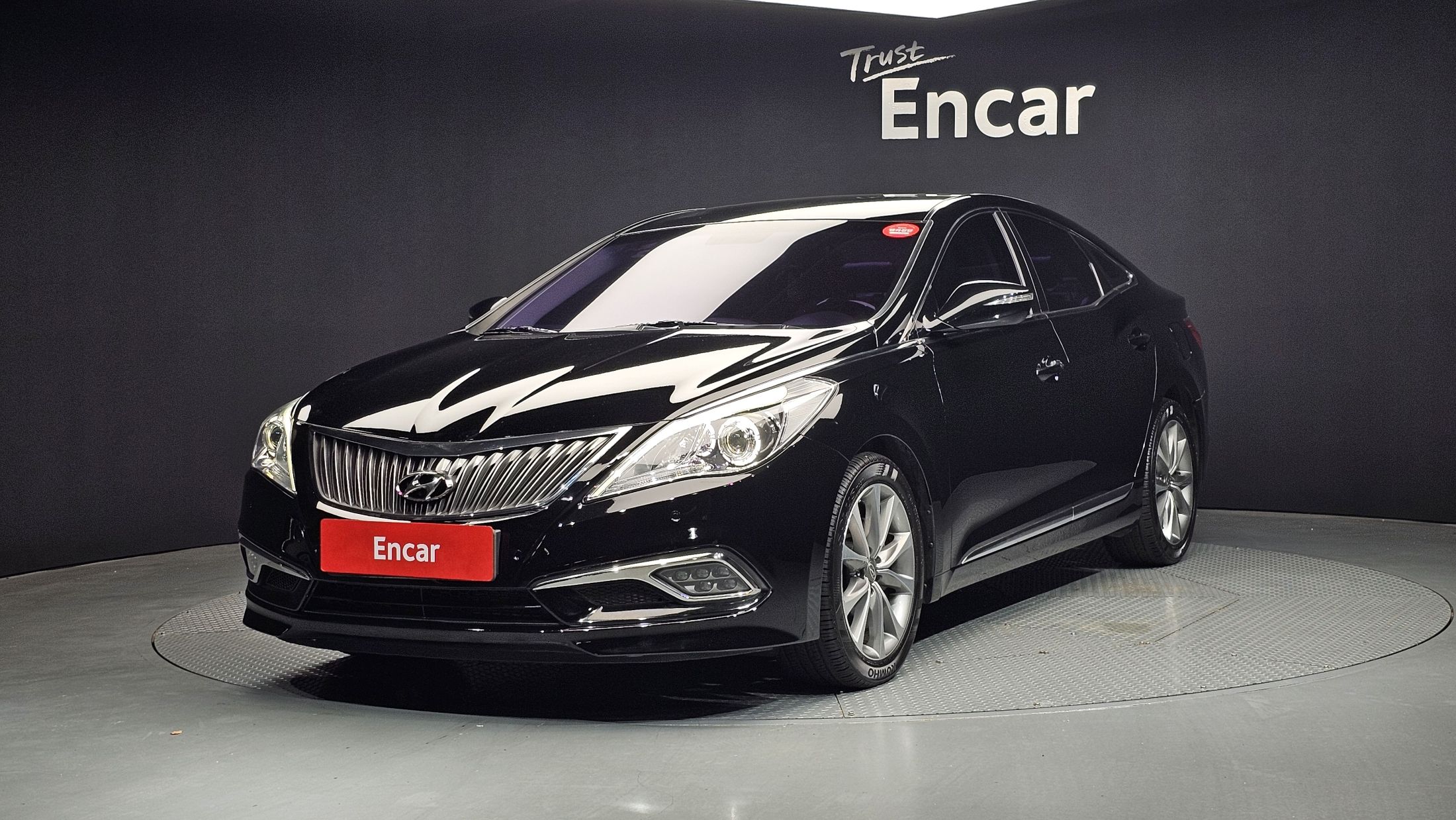 HYUNDAI GRANDEUR HG 2015