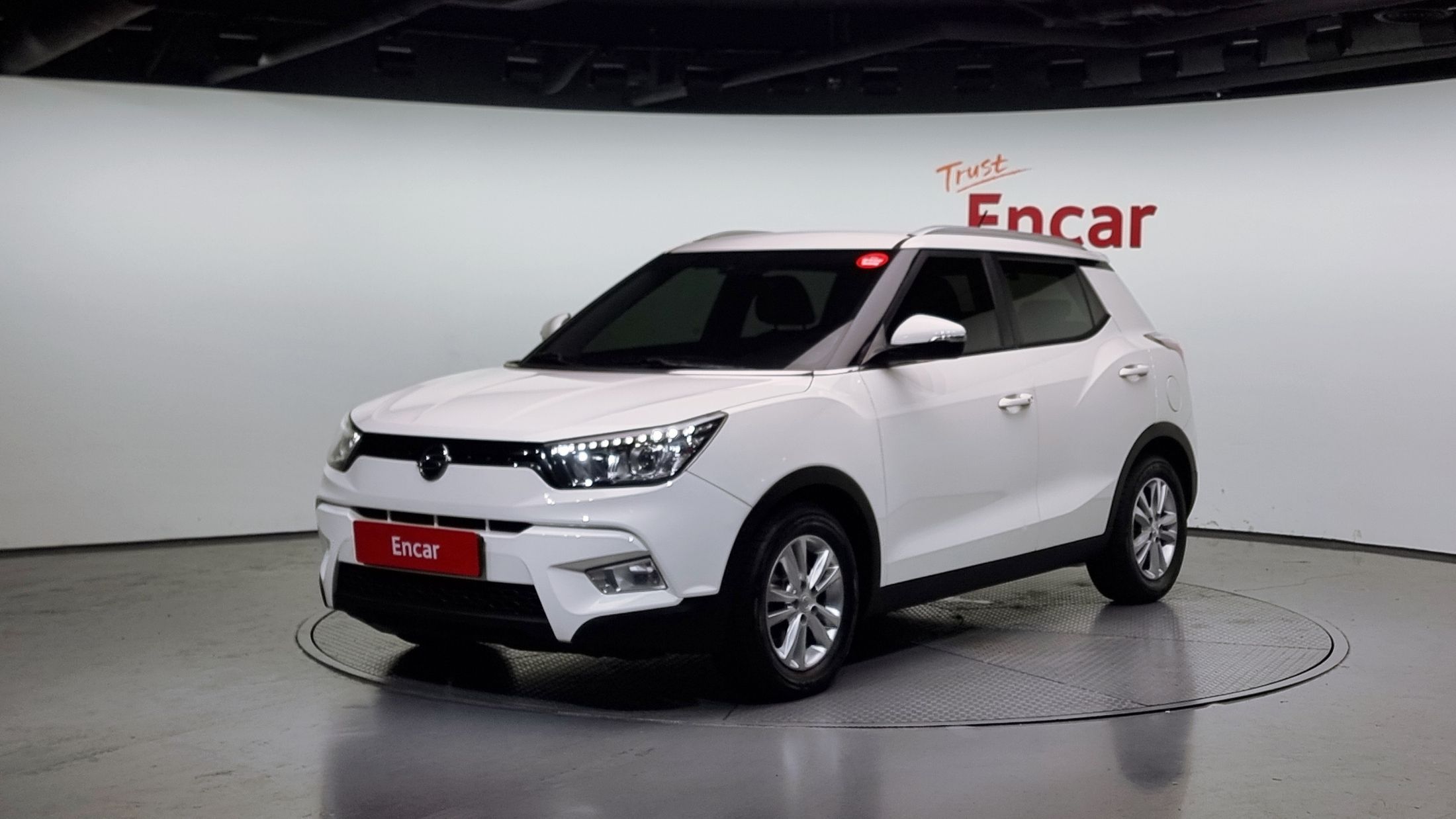 SSANGYONG TIVOLI 2017