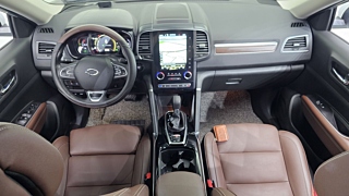 SAMSUNG QM6 2020