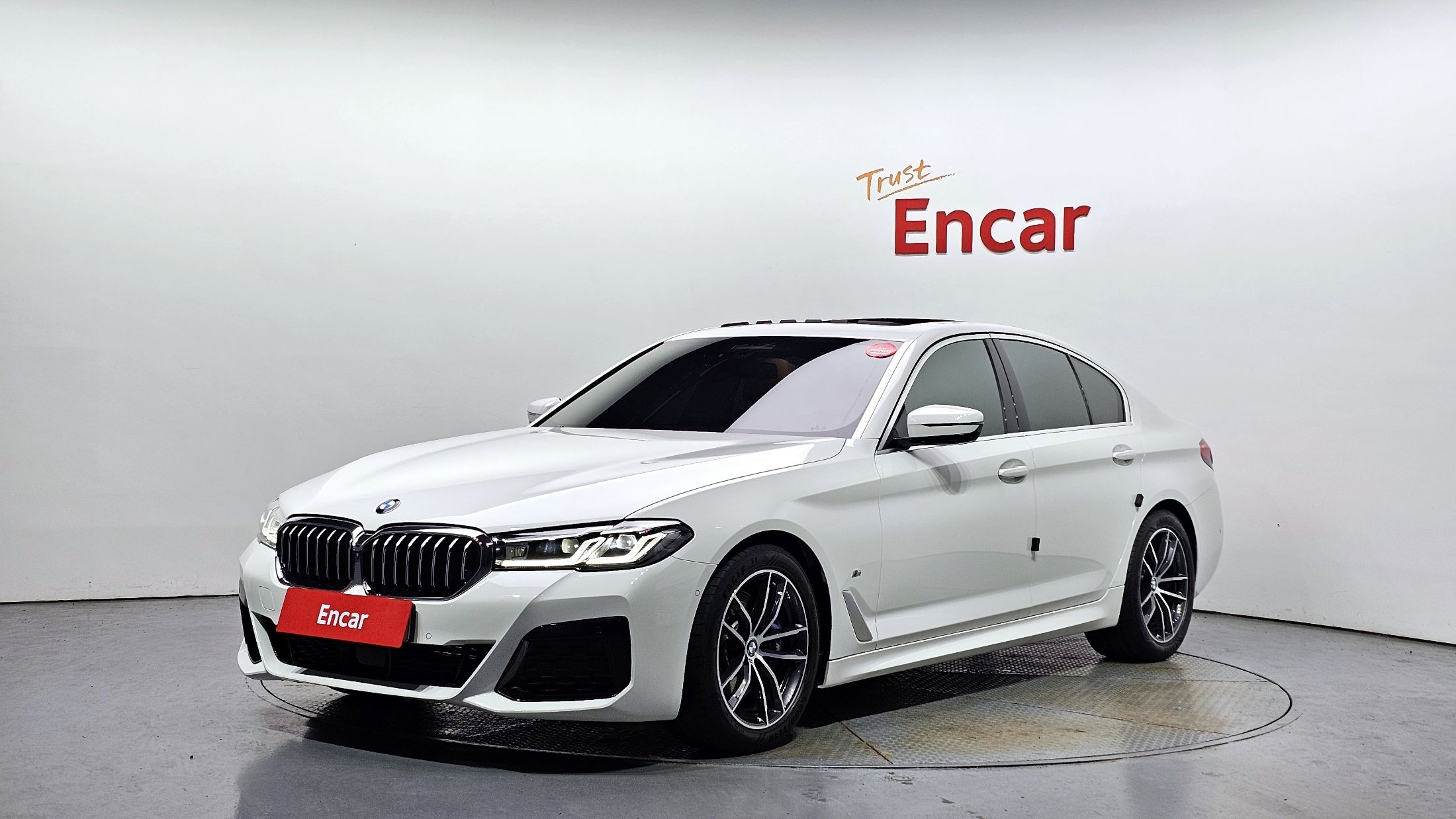 BMW 5-SERIES G30 2021