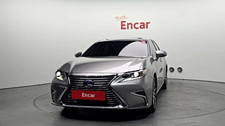 LEXUS ES300H 2018
