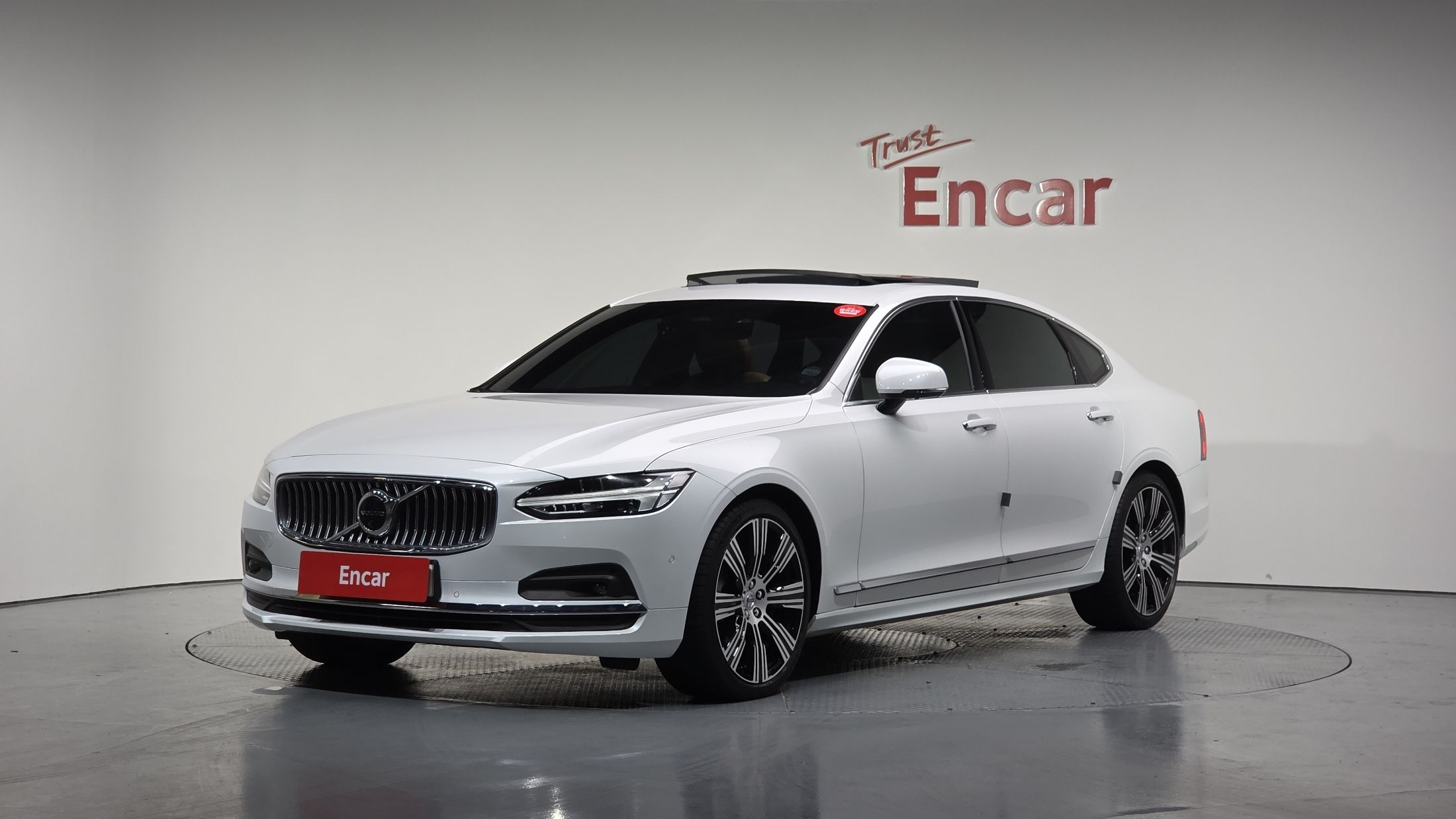 VOLVO S90