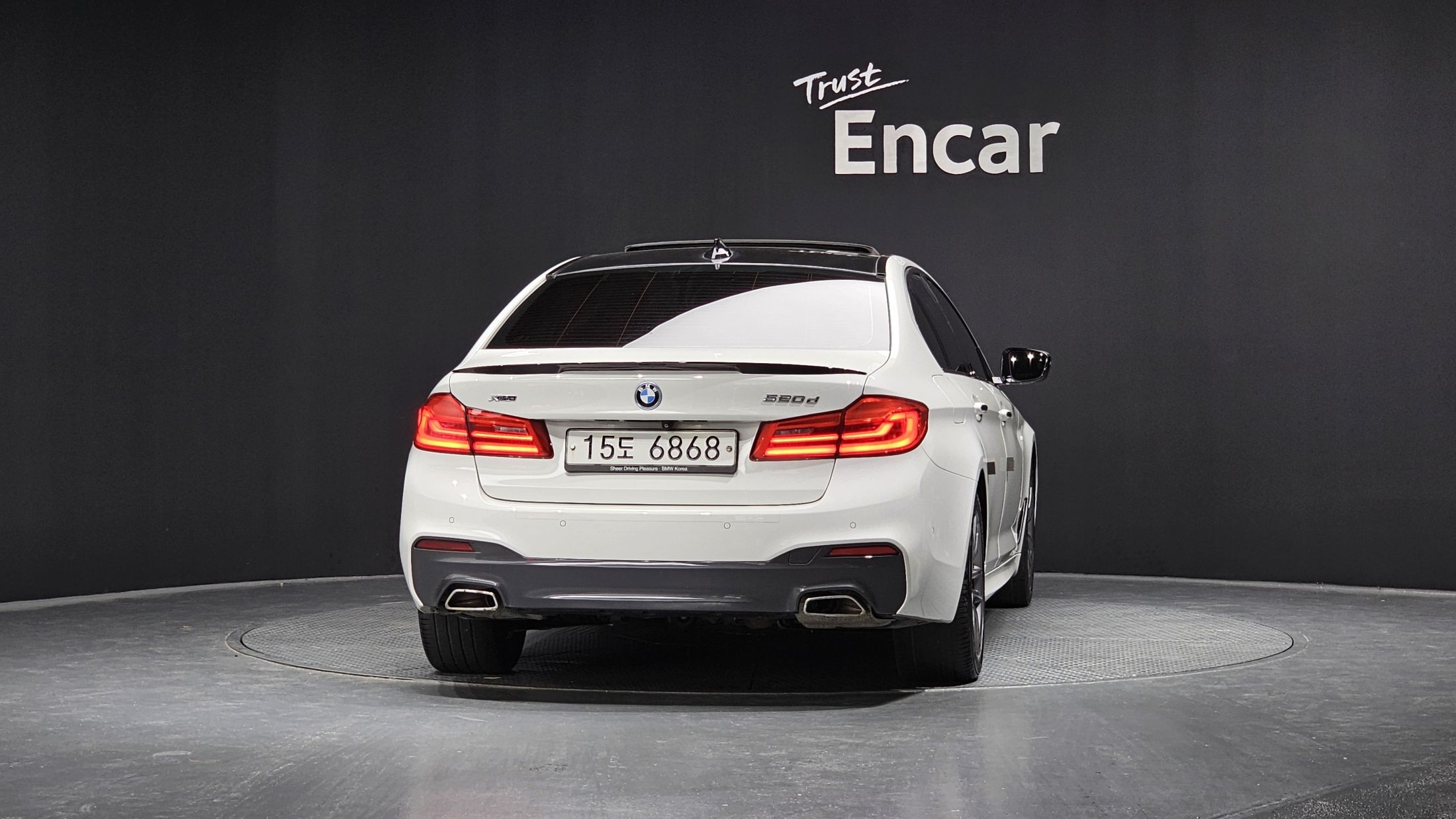 BMW 5-SERIES G30 2018
