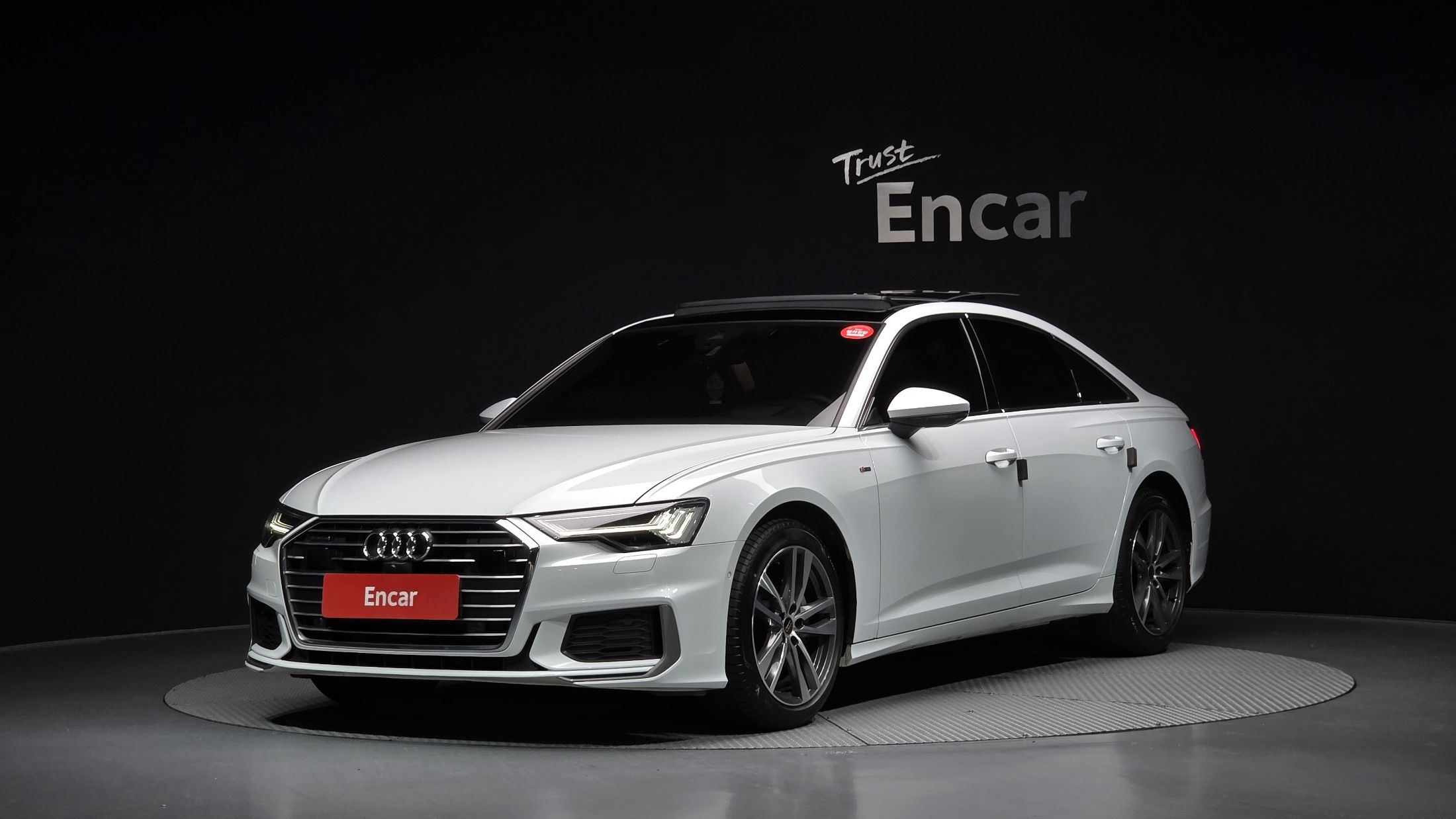 AUDI A6 C8