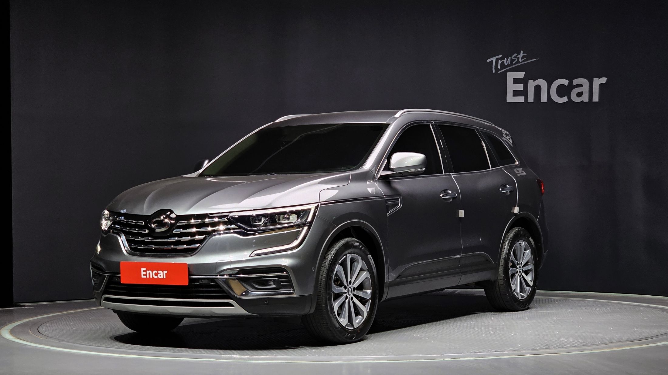 RENAULT SAMSUNG QM6