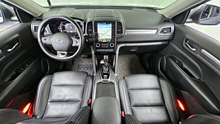 SAMSUNG QM6 2020