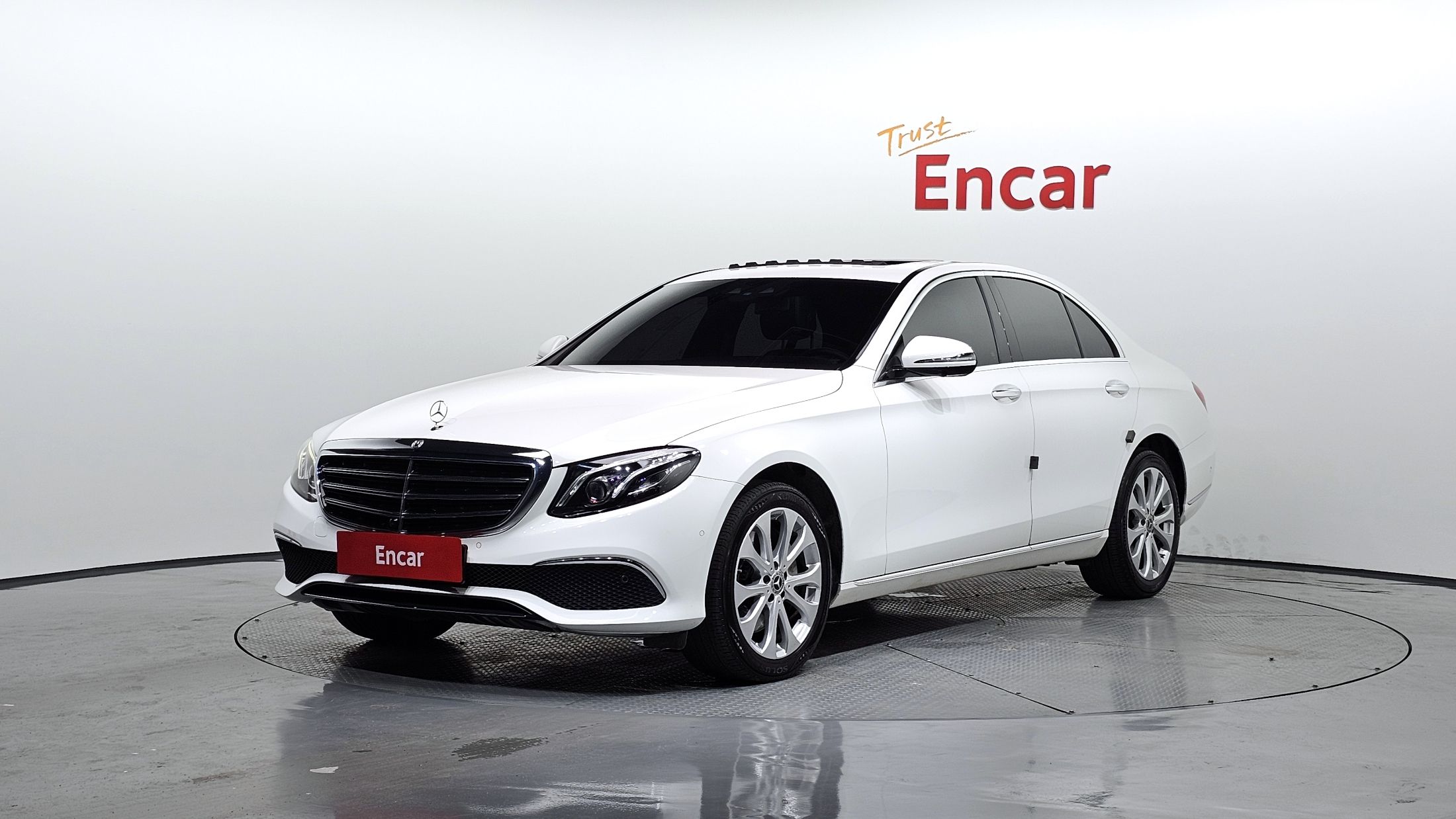 MERCEDES BENZ E-CLASS W213