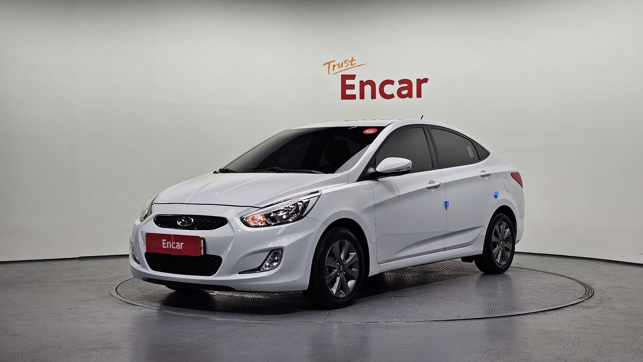 HYUNDAI ACCENT NEW
