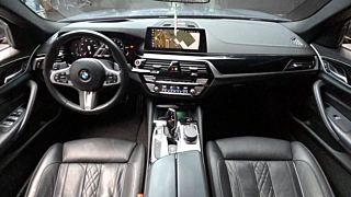 BMW 5-SERIES G30 2019