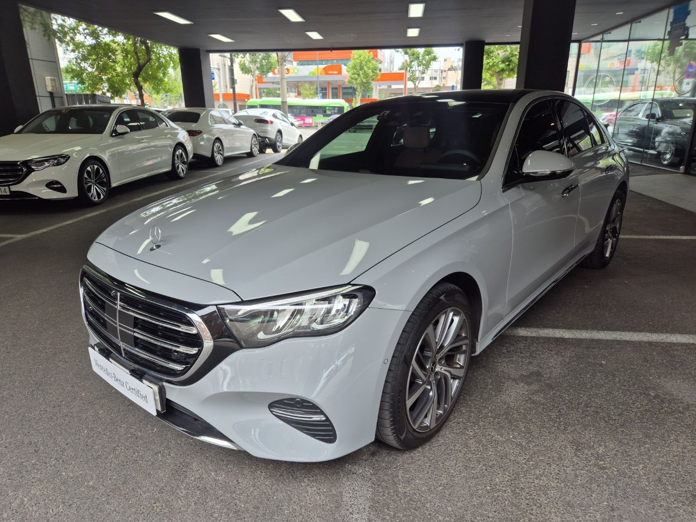 MERCEDES BENZ E-CLASS W214 2024