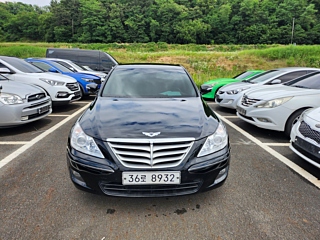HYUNDAI GENESIS 2010