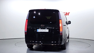 HYUNDAI STARIA 2023
