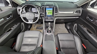 SAMSUNG QM6 2020