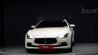 MASERATI GHIBLI 2017