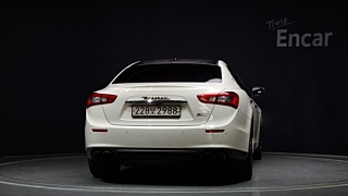 MASERATI GHIBLI 2017