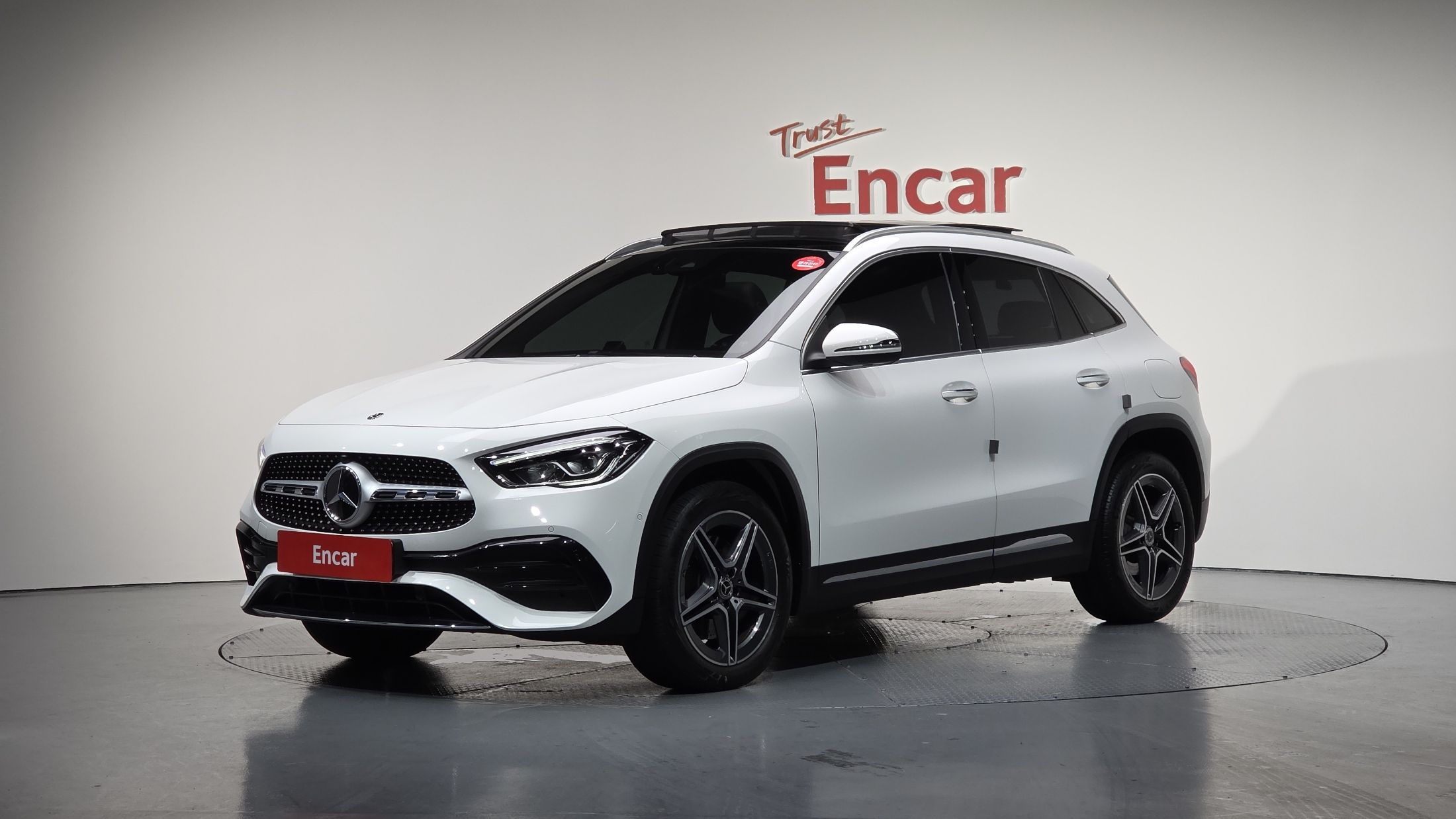 MERCEDES BENZ GLA-CLASS H247 2020