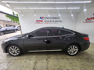 HYUNDAI GRANDEUR HG 2015