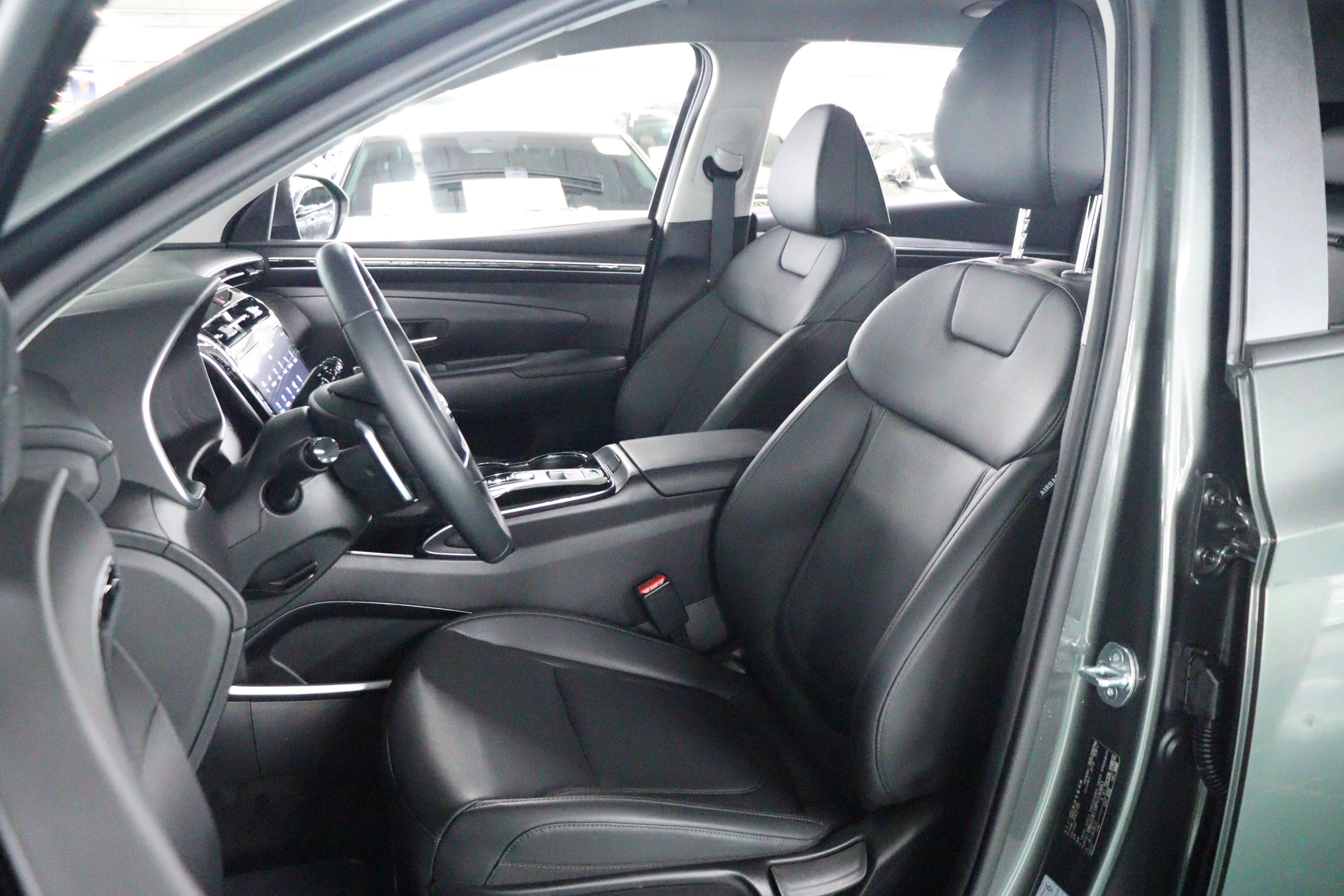 HYUNDAI TUCSON HYBRID NX4 2023