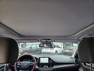 HYUNDAI GRANDEUR IG HYBRID 2017
