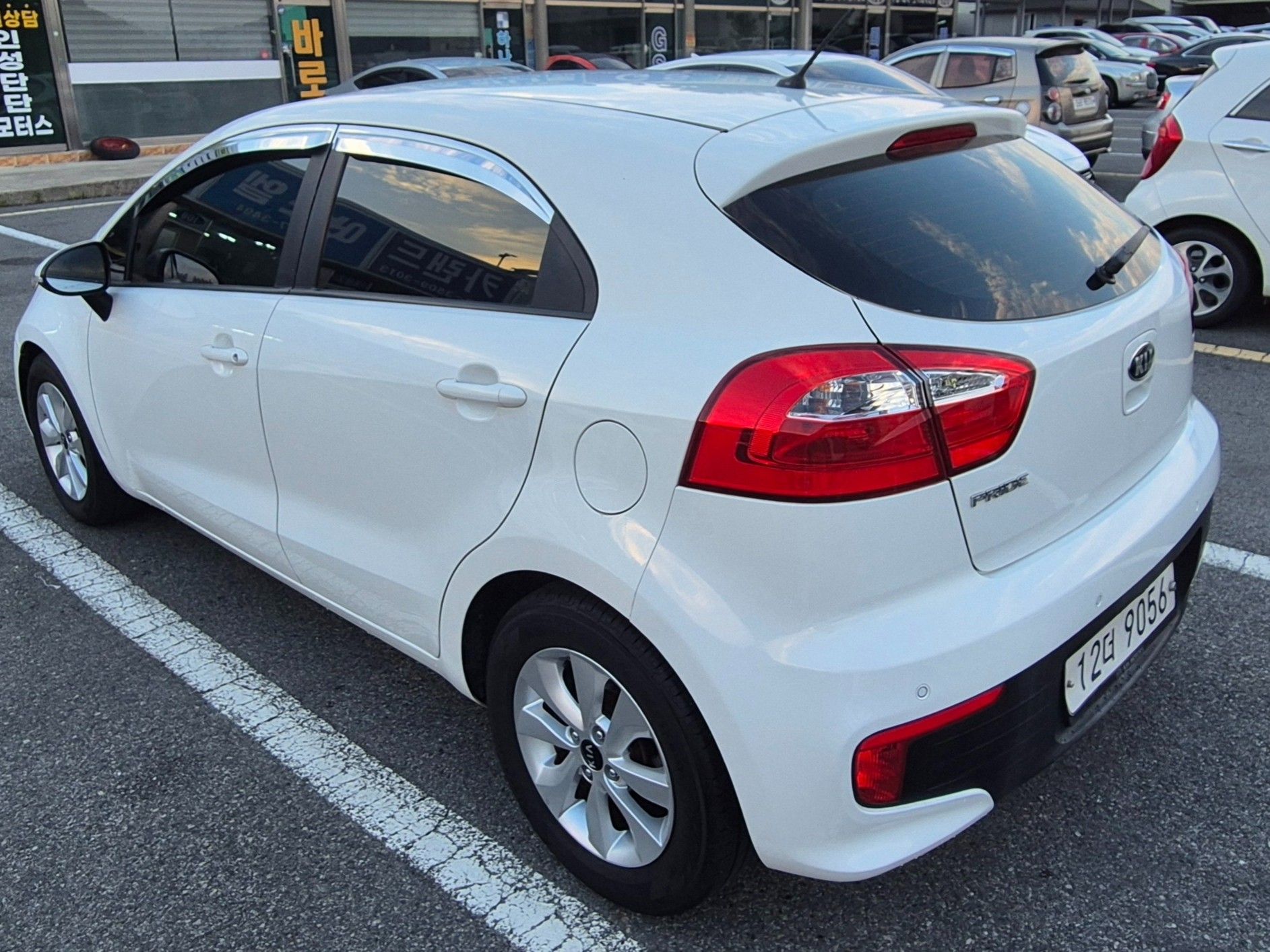 KIA PRIDE