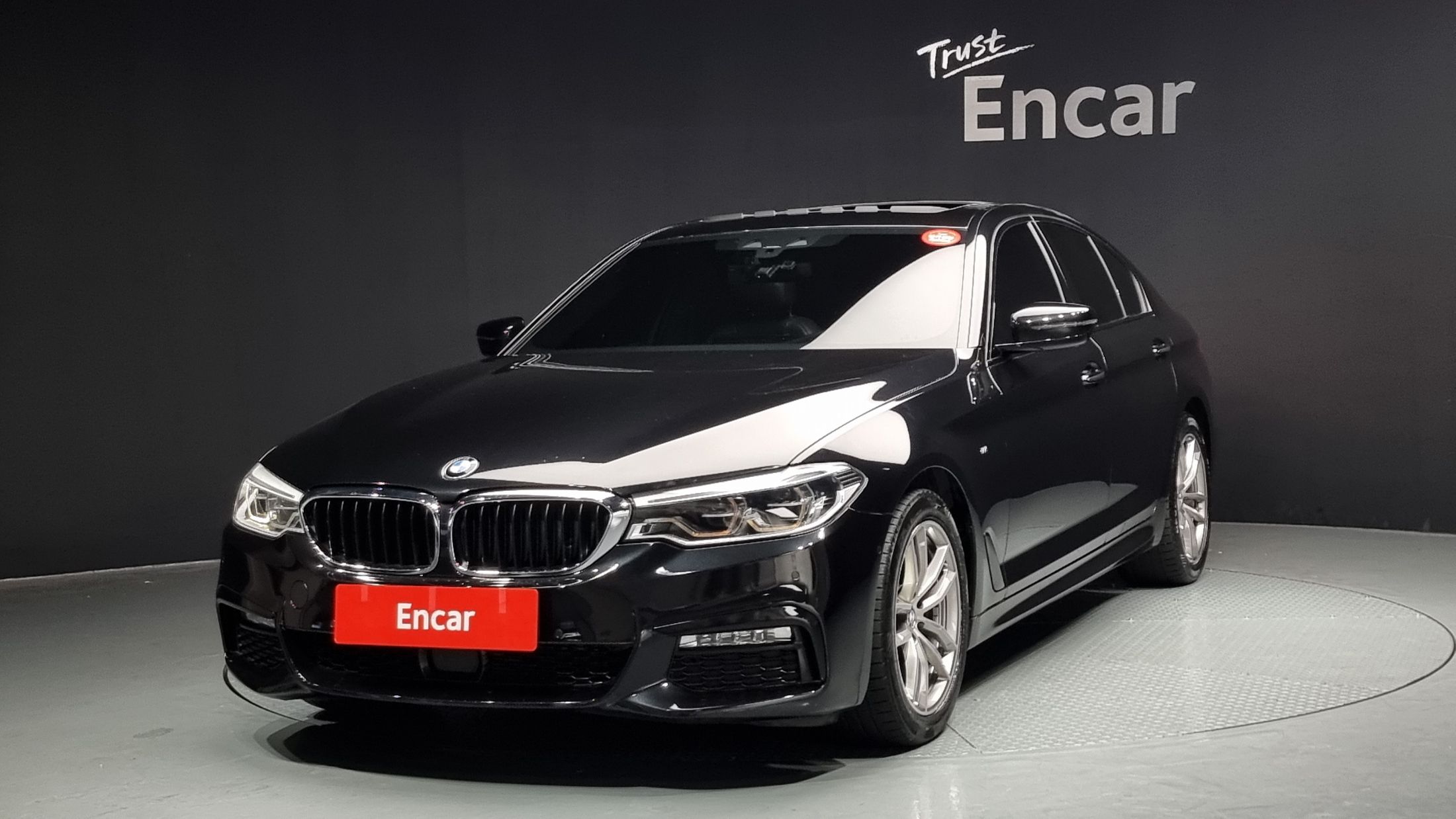 BMW 5-SERIES G30 2017