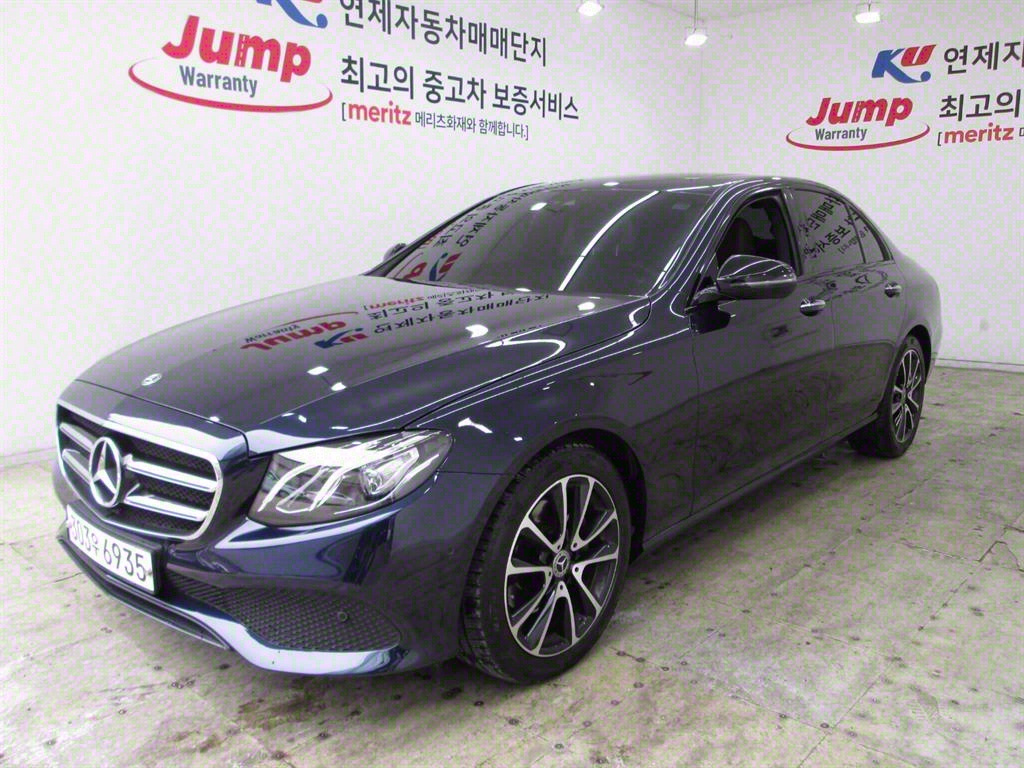 MERCEDES BENZ E-CLASS W213 2020