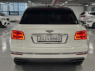 BENTLEY BENTAYGA 2020