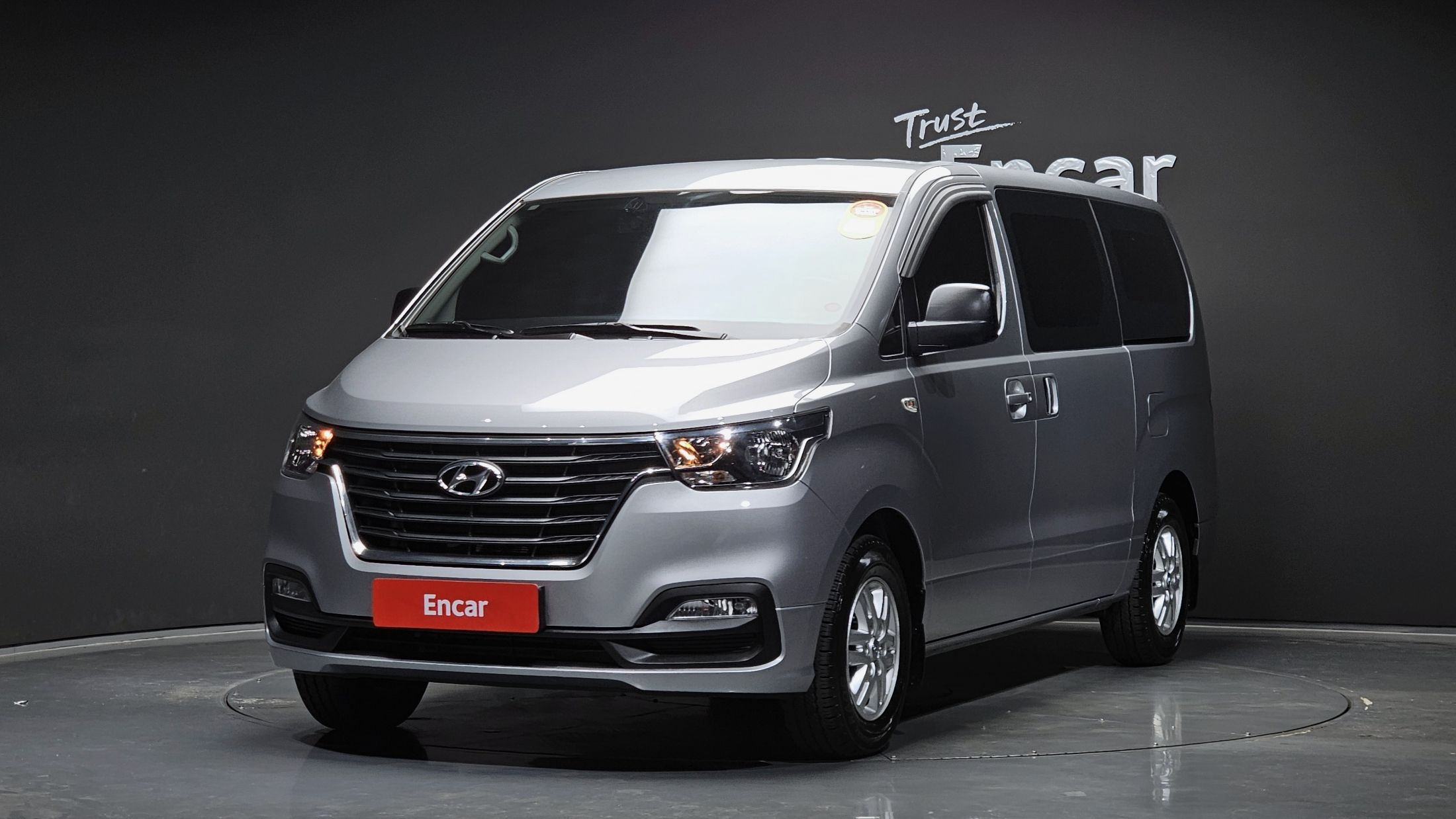 HYUNDAI STAREX GRAND 2019
