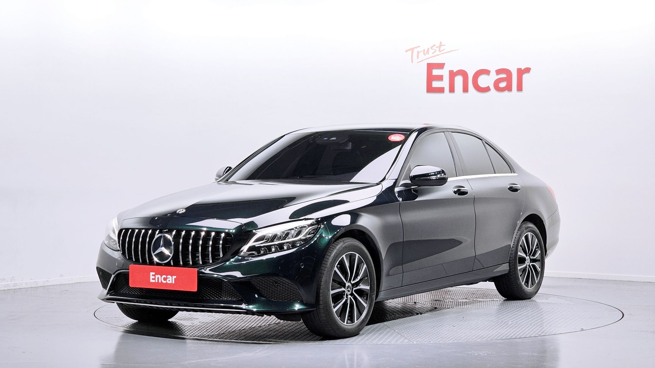 MERCEDES BENZ C-CLASS W205 2019