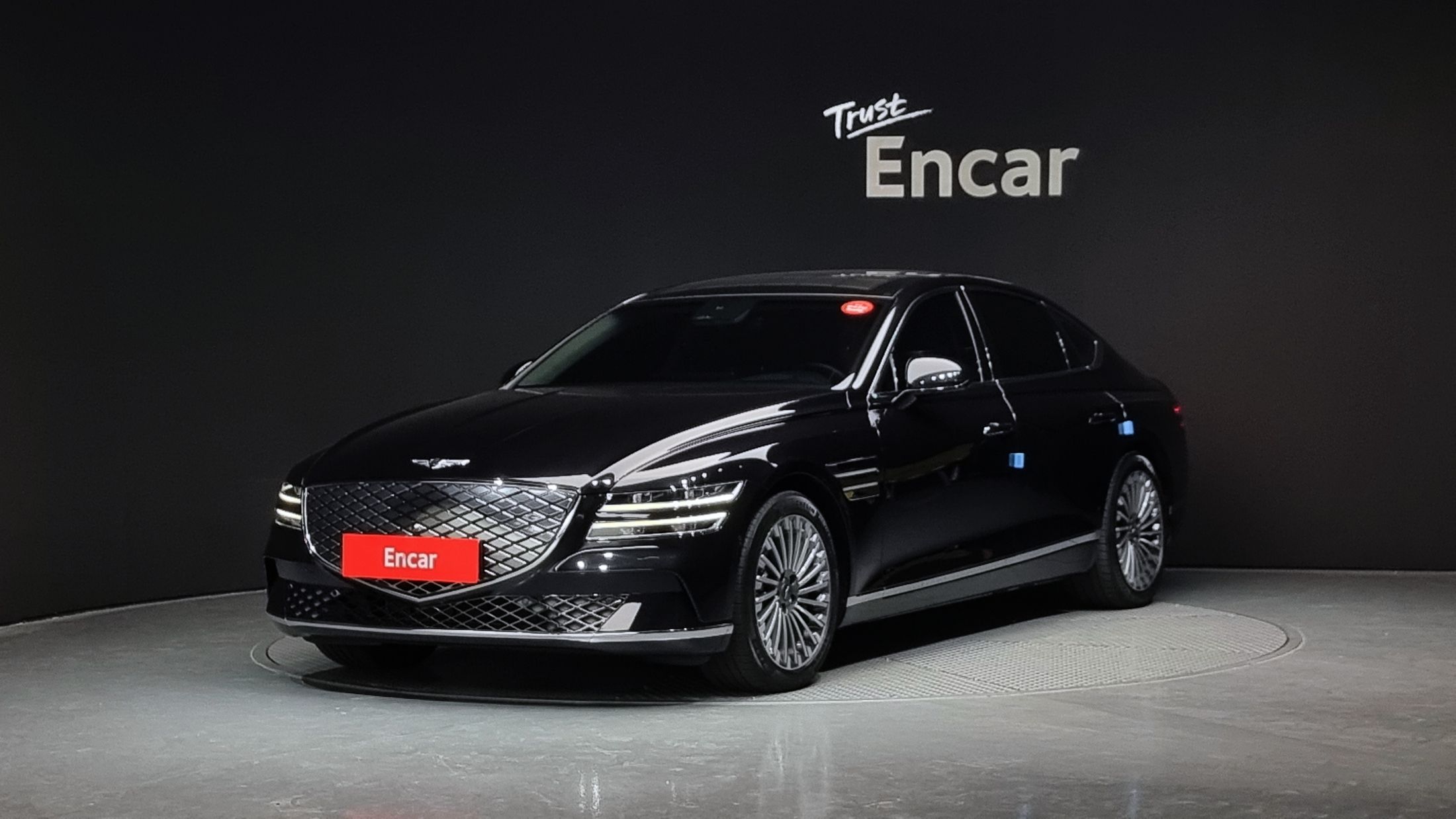 GENESIS ELECTRIC G80 RG3 2022