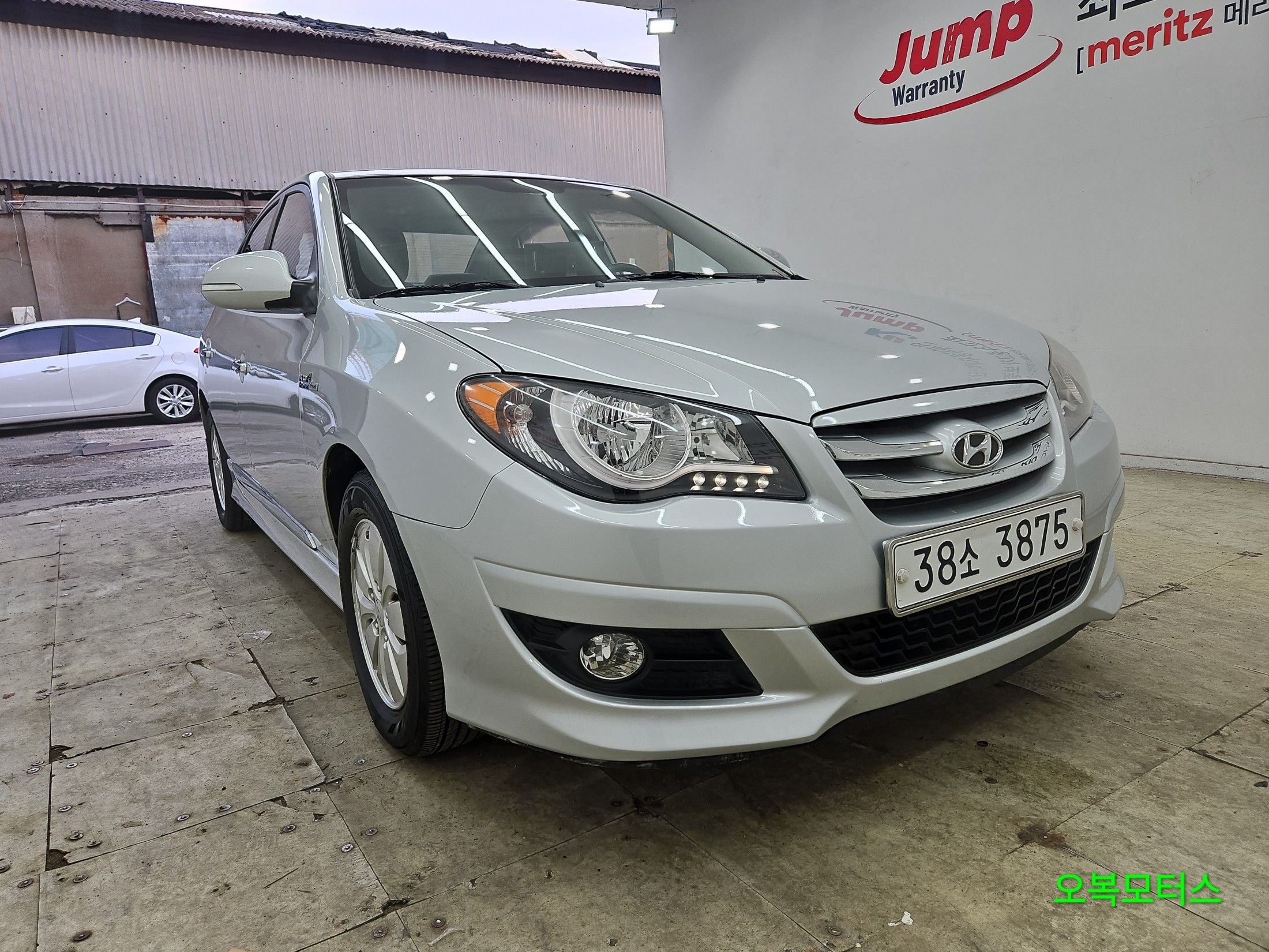 HYUNDAI AVANTE HYBRID 2010