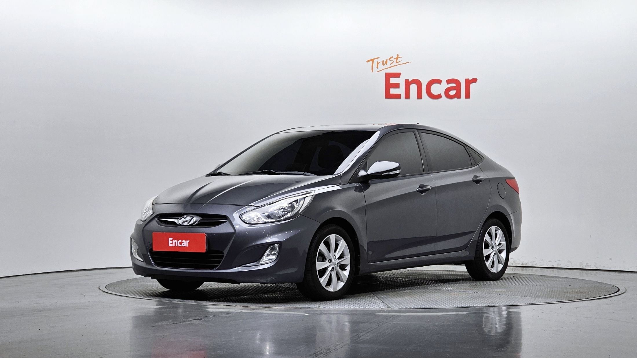 HYUNDAI ACCENT NEW 2012