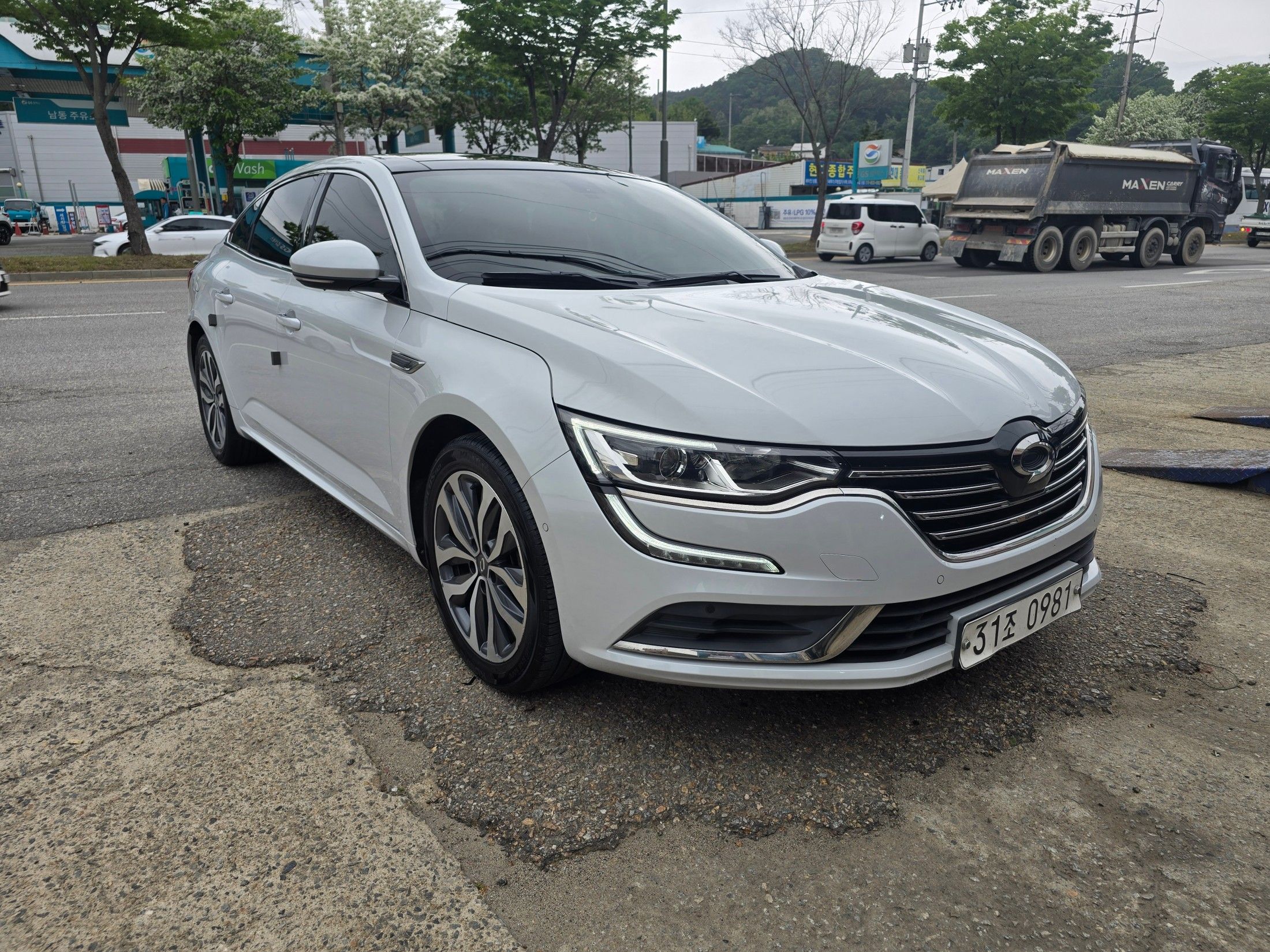 RENAULT SAMSUNG SM6 2016