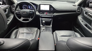 HYUNDAI GRANDEUR IG 2017