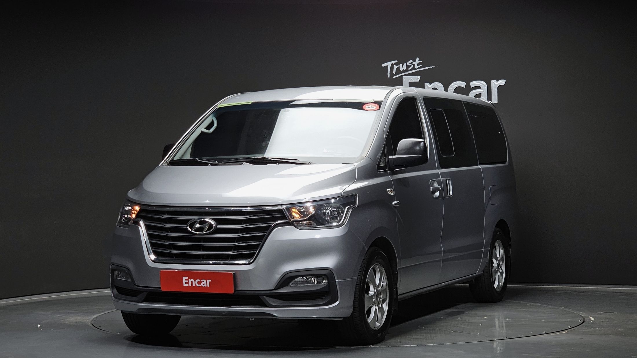 HYUNDAI STAREX GRAND