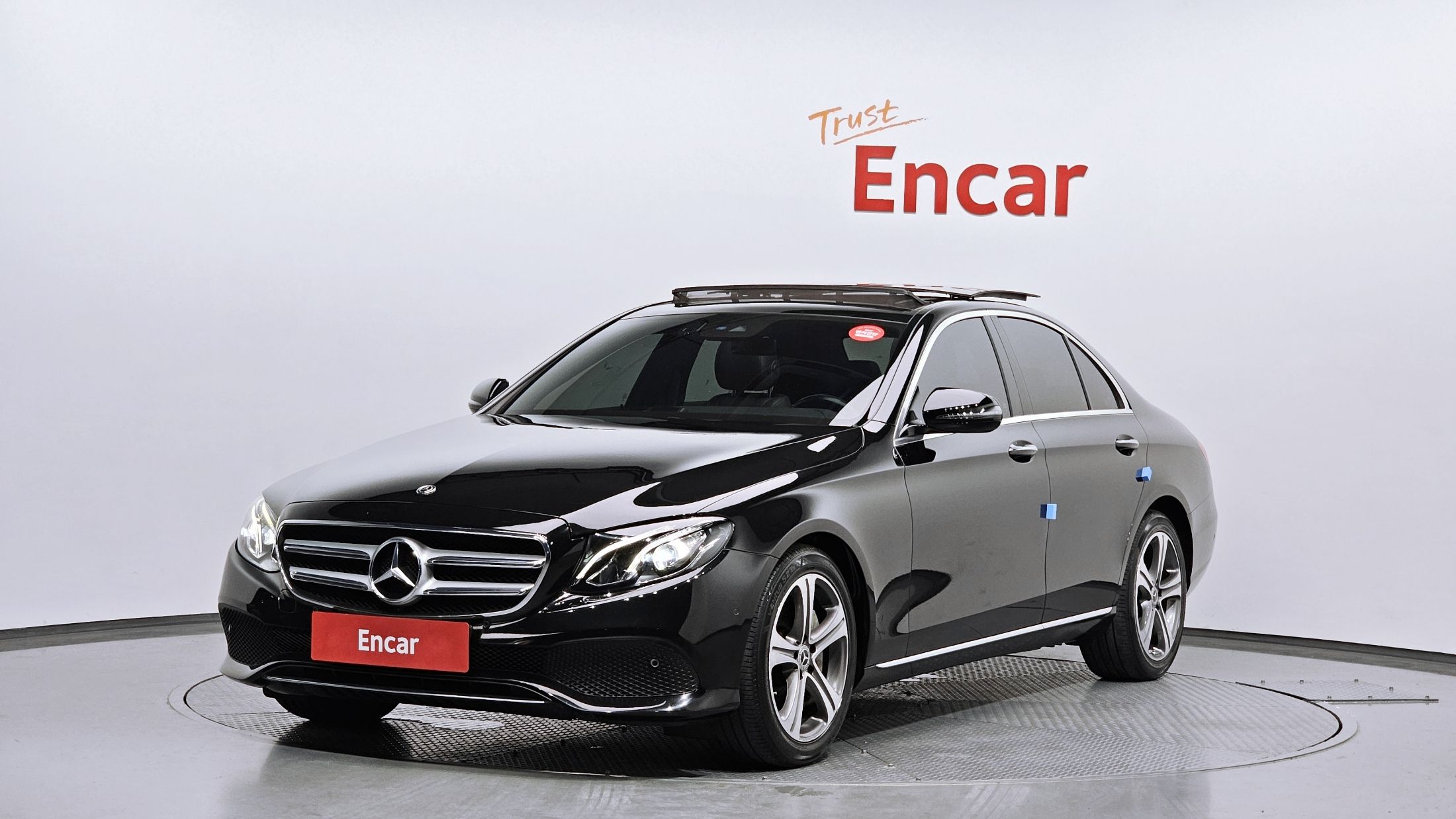 MERCEDES BENZ E-CLASS W213