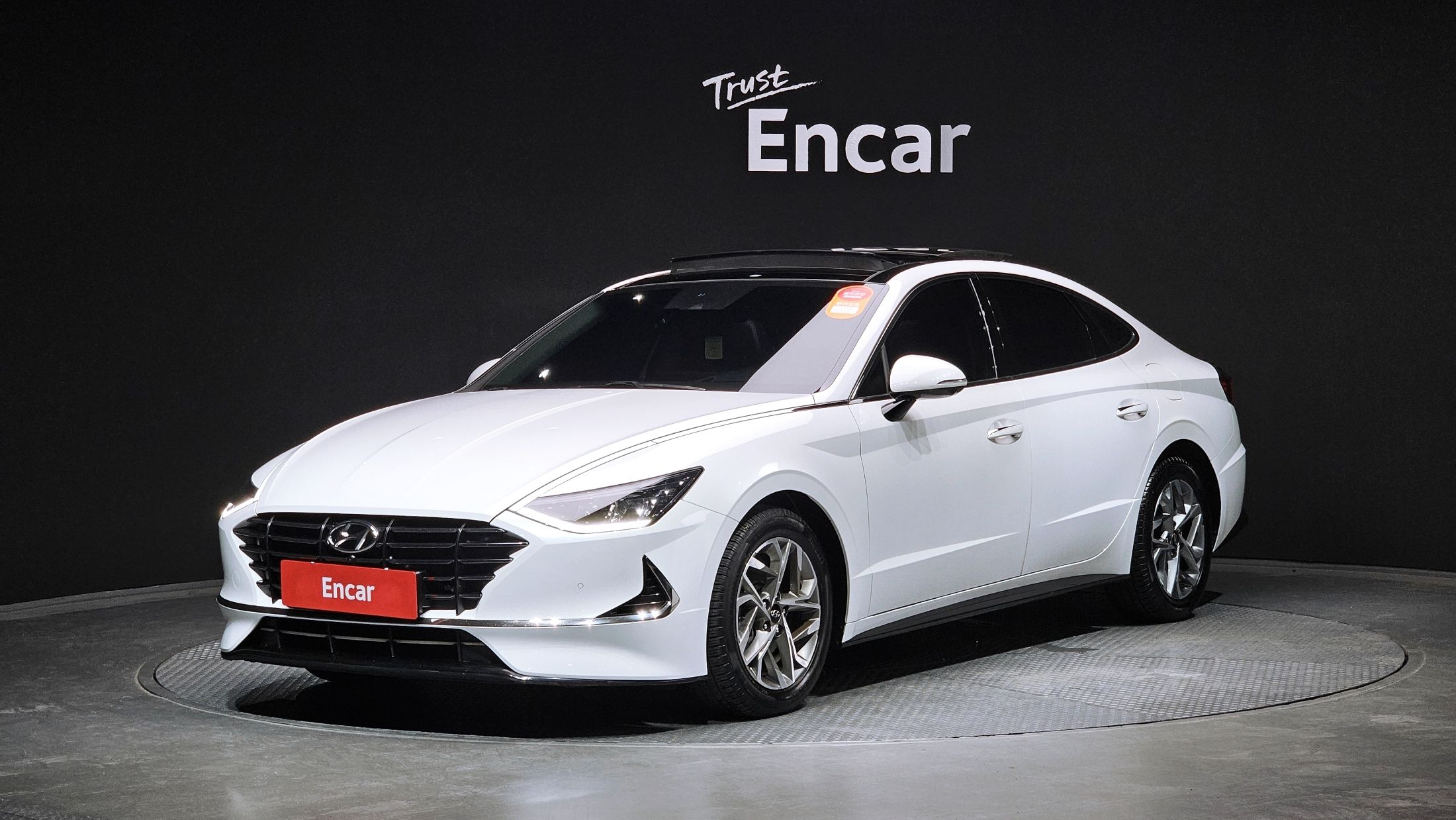 HYUNDAI SONATA DN8 2019
