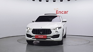 MASERATI LEVANTE 2017